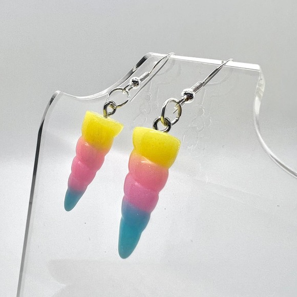 Unicorn Earrings - Unicorn Horns - Rainbow Earrings - JoJo Earrings - Picture 5 of 8